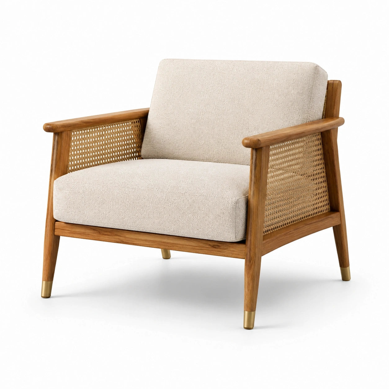 Sillón de madera con cojín de poliéster beige y rejilla de ratán