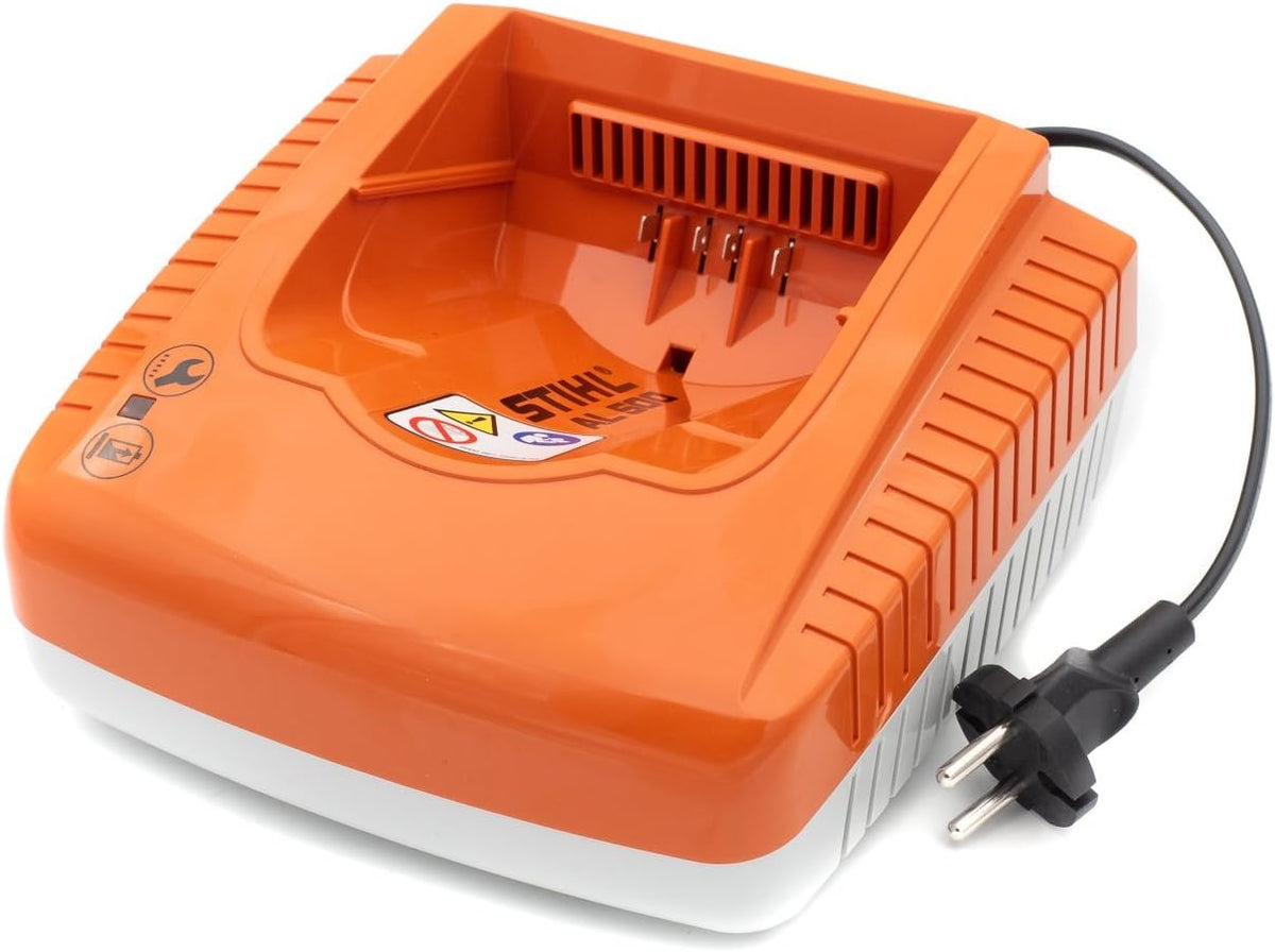Carregador, Stihl, 48504305700, 230V, 0,6 kW, 580 W, 12 A, com iluminação LED, Laranja / Branco, para uso diário
